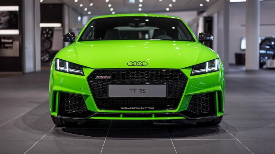  Audi TT RS Coupe 2016 года  (фото 15 из 15)